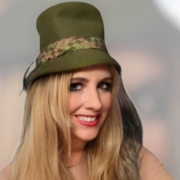 Vtg 60s Hat Doris Designed   avocado green Stovepipe unique festival indie wool - Picture 1 of 6